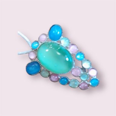 Pastel colours dress clip
