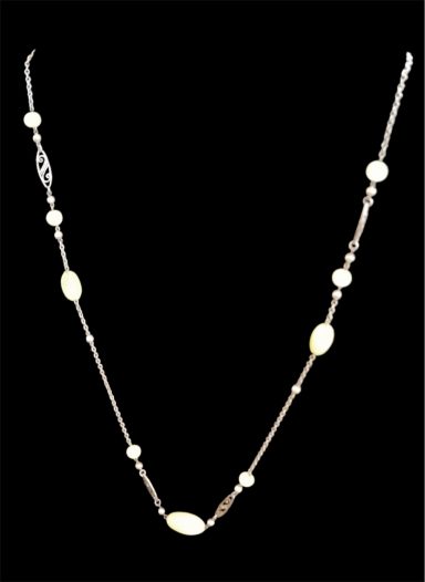 Czech Neiger uranium glass beads and silvertone linked chain necklace
